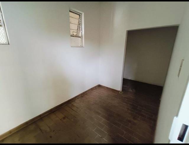 INDUSTRIAL PROPERTY TO RENT IN HALFWAY HOUSE